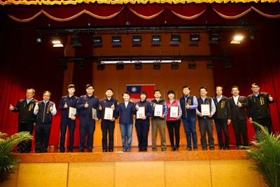 他們都在最前線！盧市長感謝防疫英雄奉獻