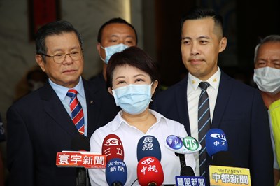 台中防疫新生活上路 盧市長宣布畢旅、演藝場館、旅遊景點解禁