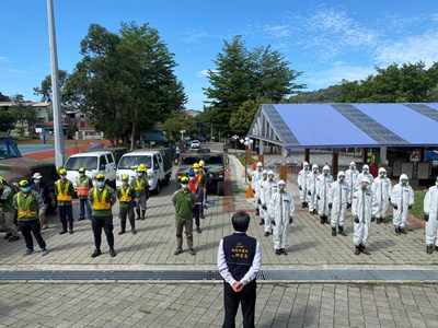 中市環保局攜手十軍團36化學兵  北屯區大坑里全面清消