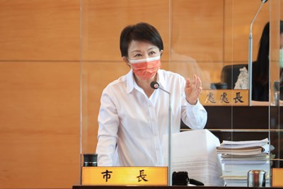 中市校園BNT首劑施打率9成7 盧市長：持續落實防疫不鬆懈