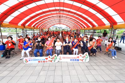 表揚績優教育志工及設置快打站學校  盧市長：有你們真好