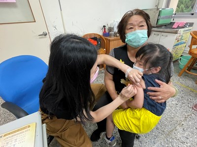 秋冬流感高峰期    中市府籲幼兒及長者儘早接種流感疫苗