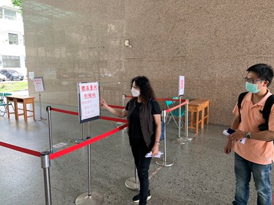 市府教育局今日視察考場防疫動線