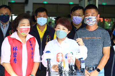 盧市長說明中市兒童BNT快打站啟動 「三管齊下」