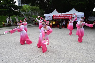 運動i臺灣-臺中市西區舞藝嘉年華-大屯社區大學舞韻舞蹈班表演