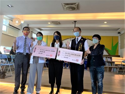 閱讀翻轉孩子的未來  青年音樂家捐贈讀報教育基金